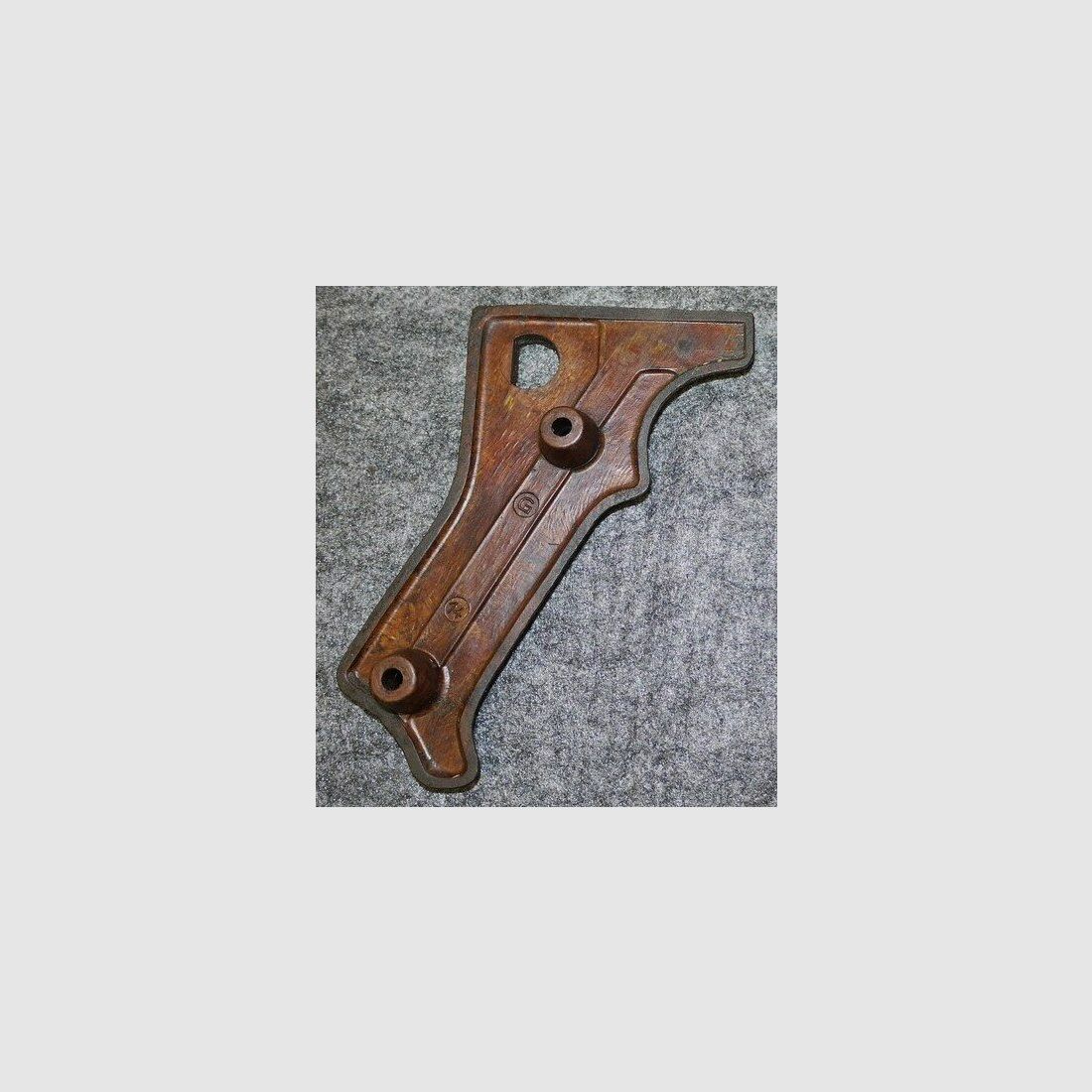 1 Wehrmacht Griffschale links MG42