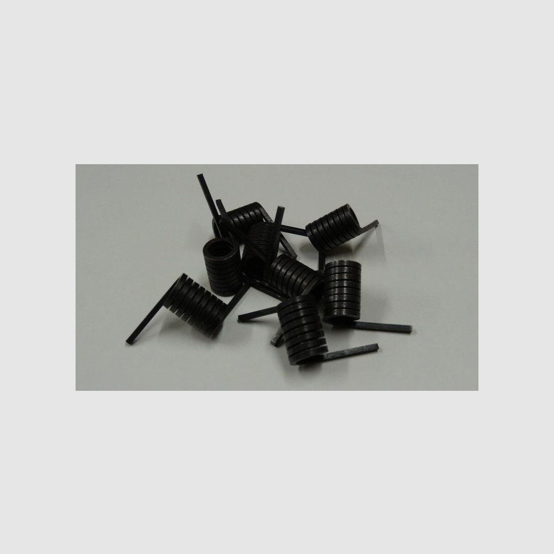 Original US Army M60 closure cover spring (M60 Helical Spring)