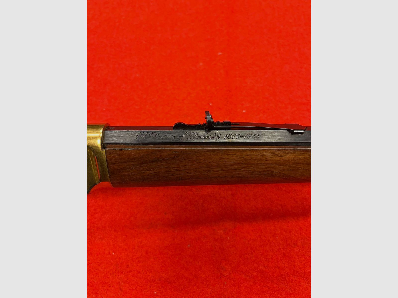 WINCHESTER MODEL 94 CENTENNIAL 66′ KALIBER 30-30 WINCHESTER, Bild 3 von 4