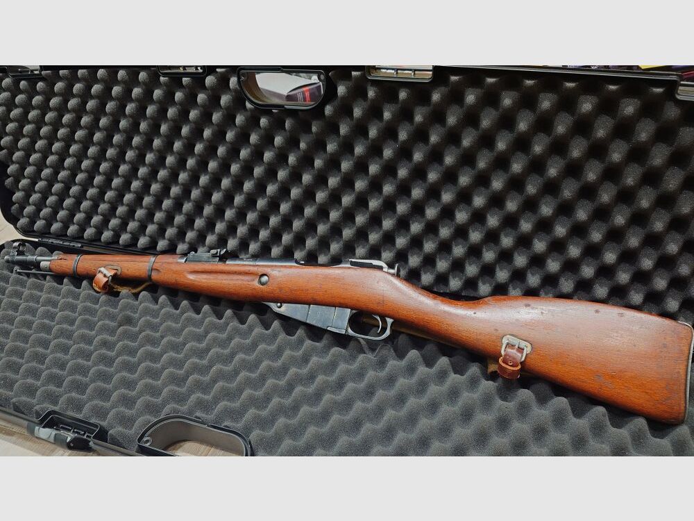 Mosin Nagant	 M44