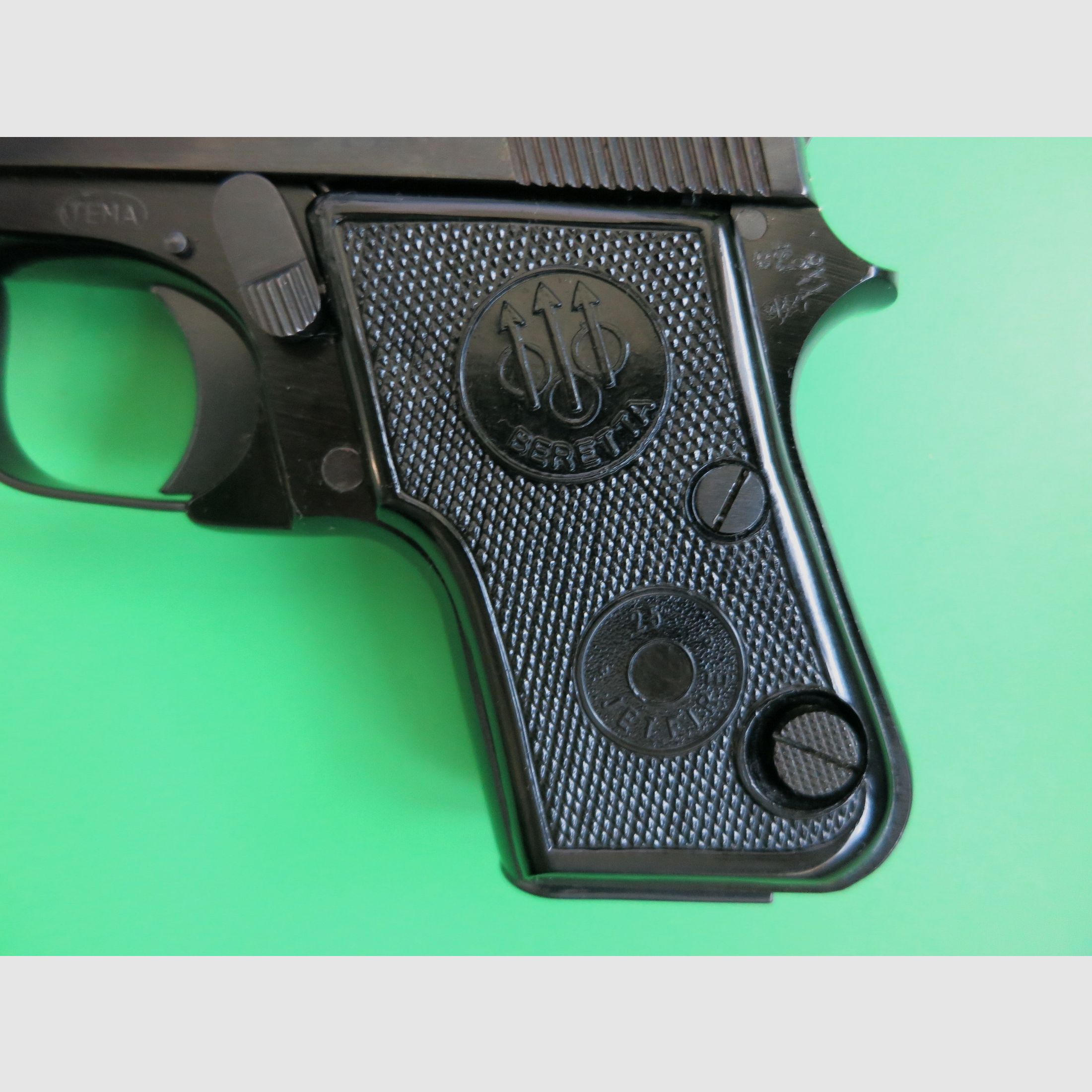 Pietro Beretta 950B pistolet à percussion semi-automatique à bascule 6,35 Browning « MADE IN BRAZIL », comme neuf       #55