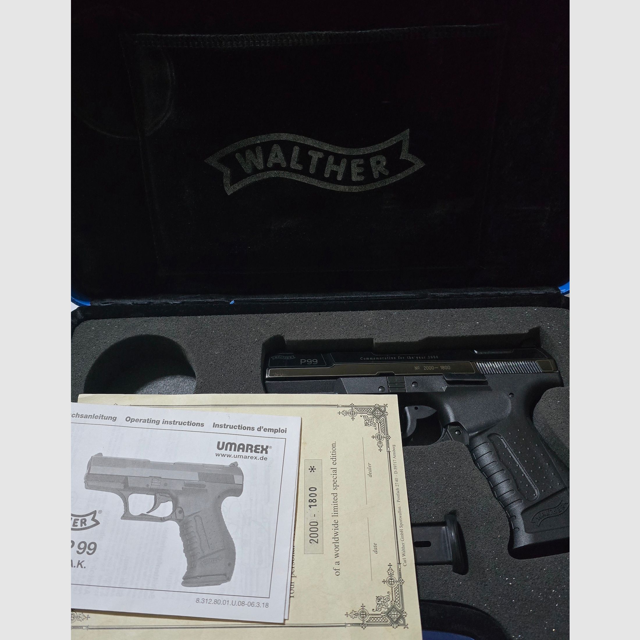 Walther P99 Sondermodell 2000 Millennium Schreckschuss