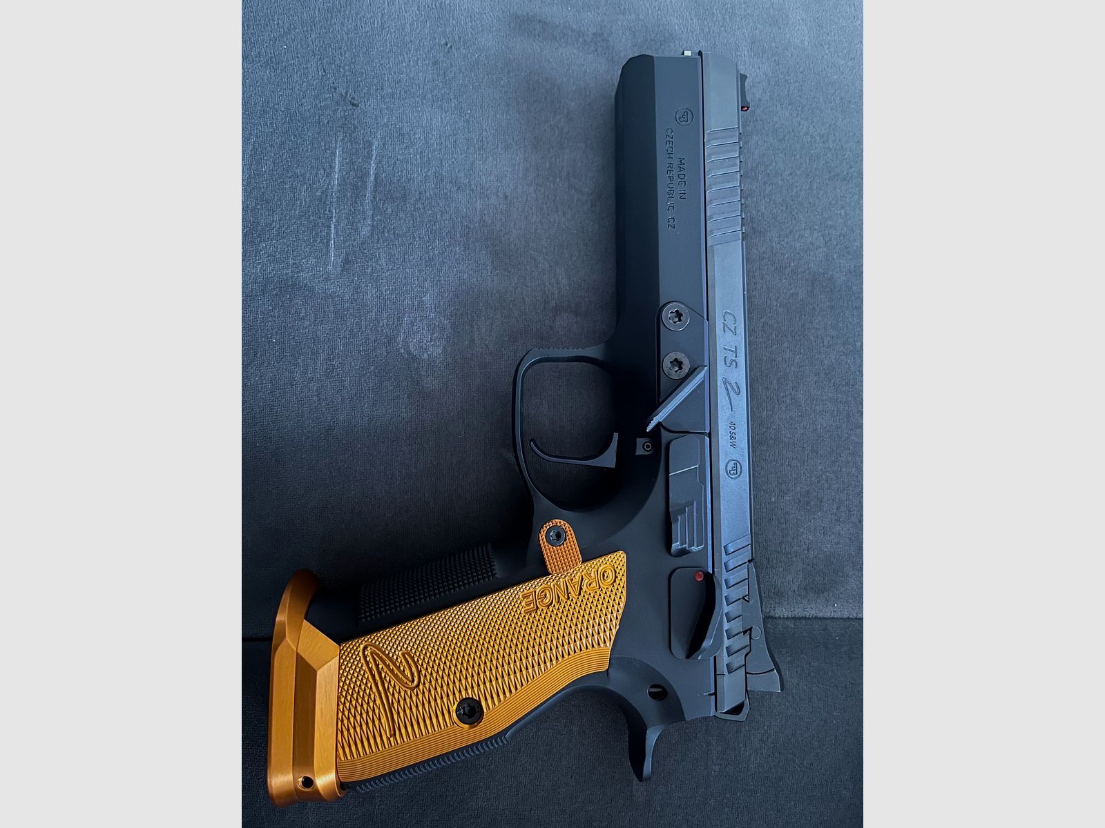 CZ TS 2 Pomarańczowy 40 S&W Nowy.