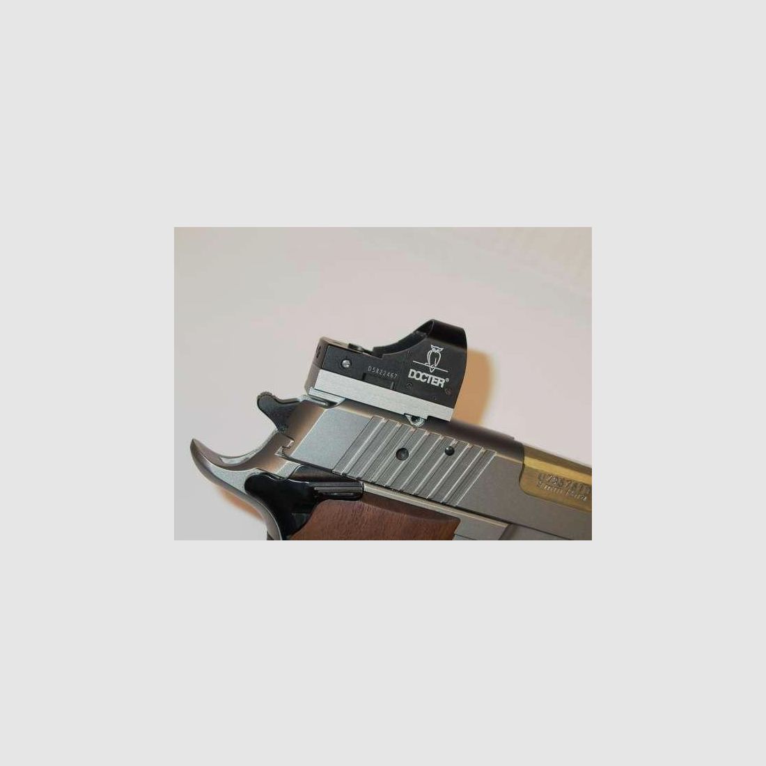 HENNEBERGER Montage f. Leuchtpunktvisier Montageplatte BURRIS /Noblex f. SIG X-Five&Six -schwarz