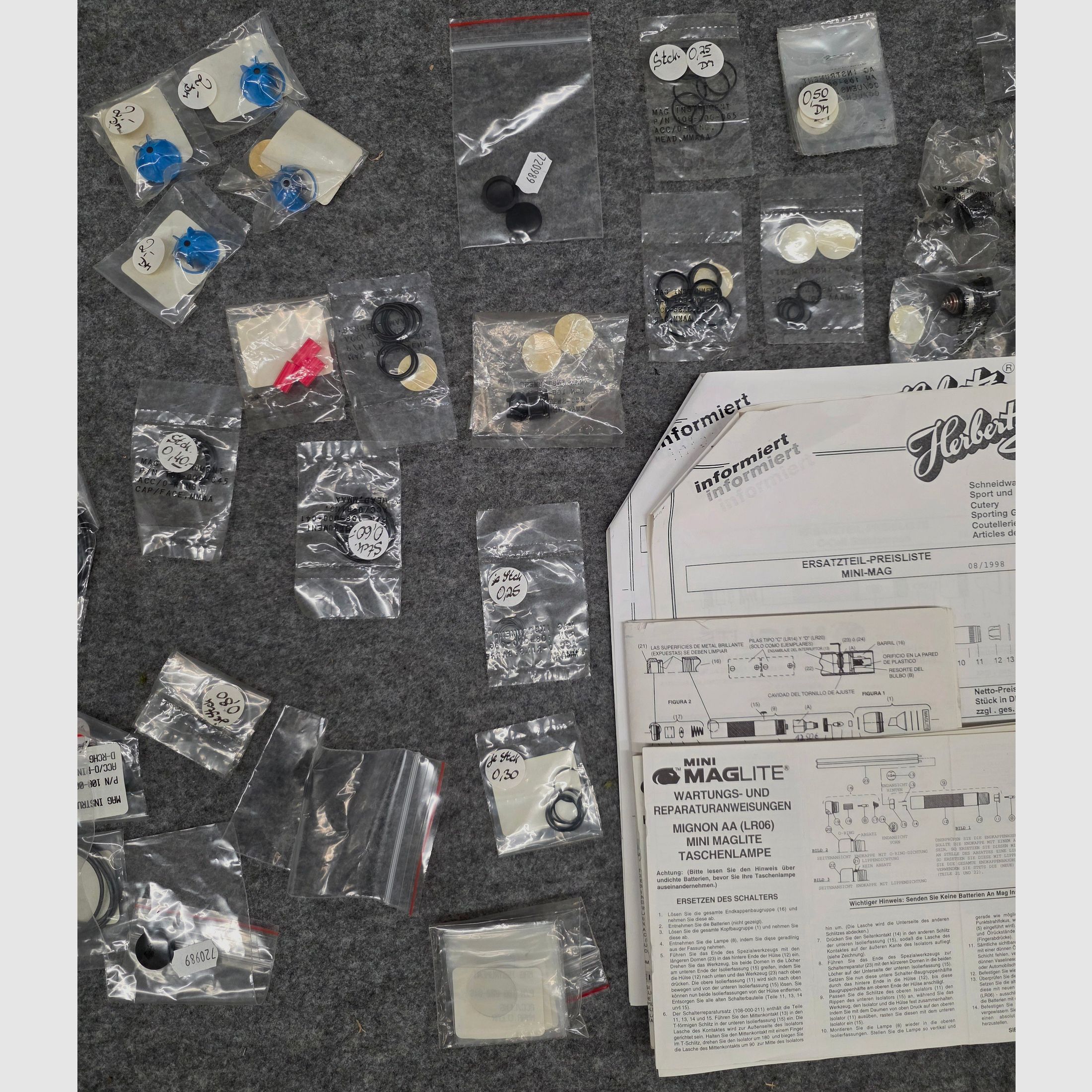 Sehr großes Konvolut Maglite Lampen Ersatzteile alles neu Mini C Zell D Zell