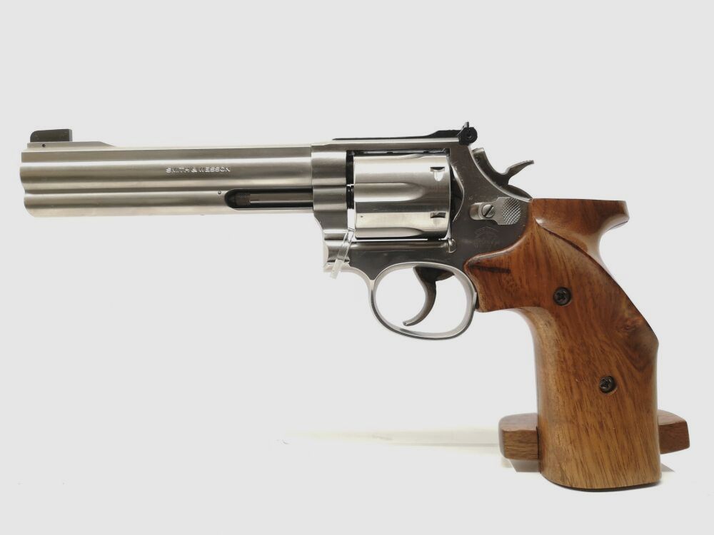 Smith & Wesson 686-4