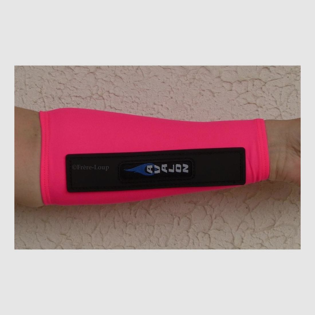 Stretchyguard Protection Armband - Size XL - Durable and Comfortable - Effective Protection in Hunting, image 2 of 5