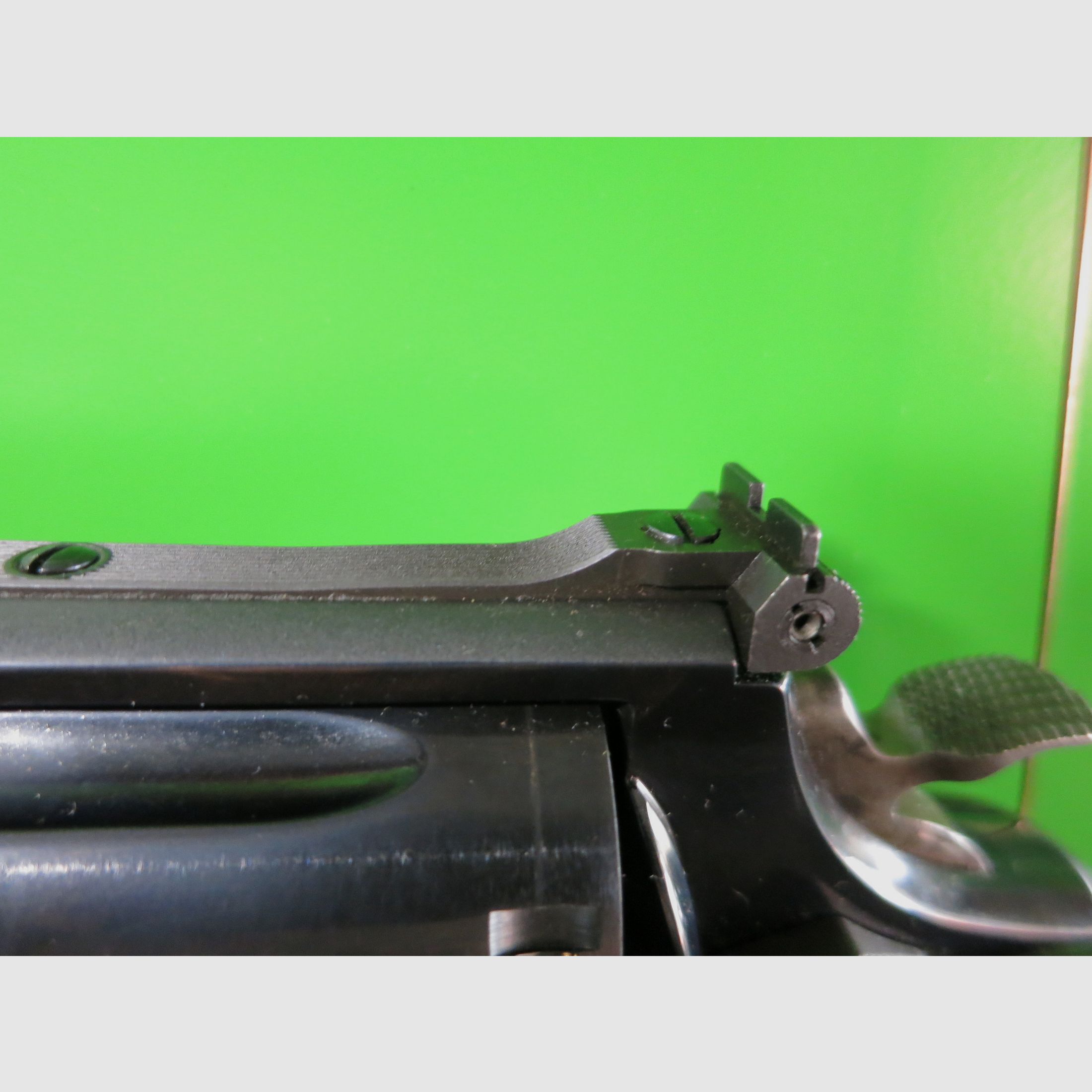 Revolver SMITH & WESSON Model 586-5, Target Champion 6", Cal. 38/357 Mag, Royal Blue #33-