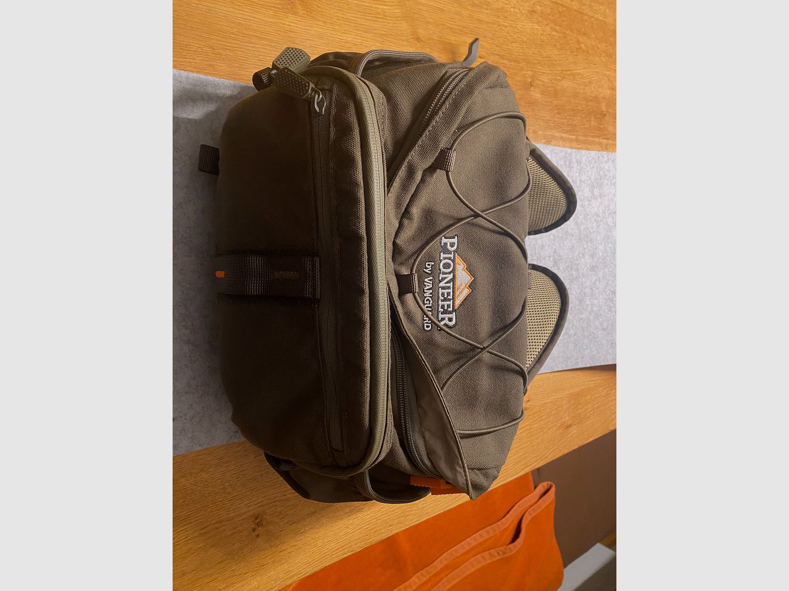 Vanguard Pioneer hip bag, image 1 of 5