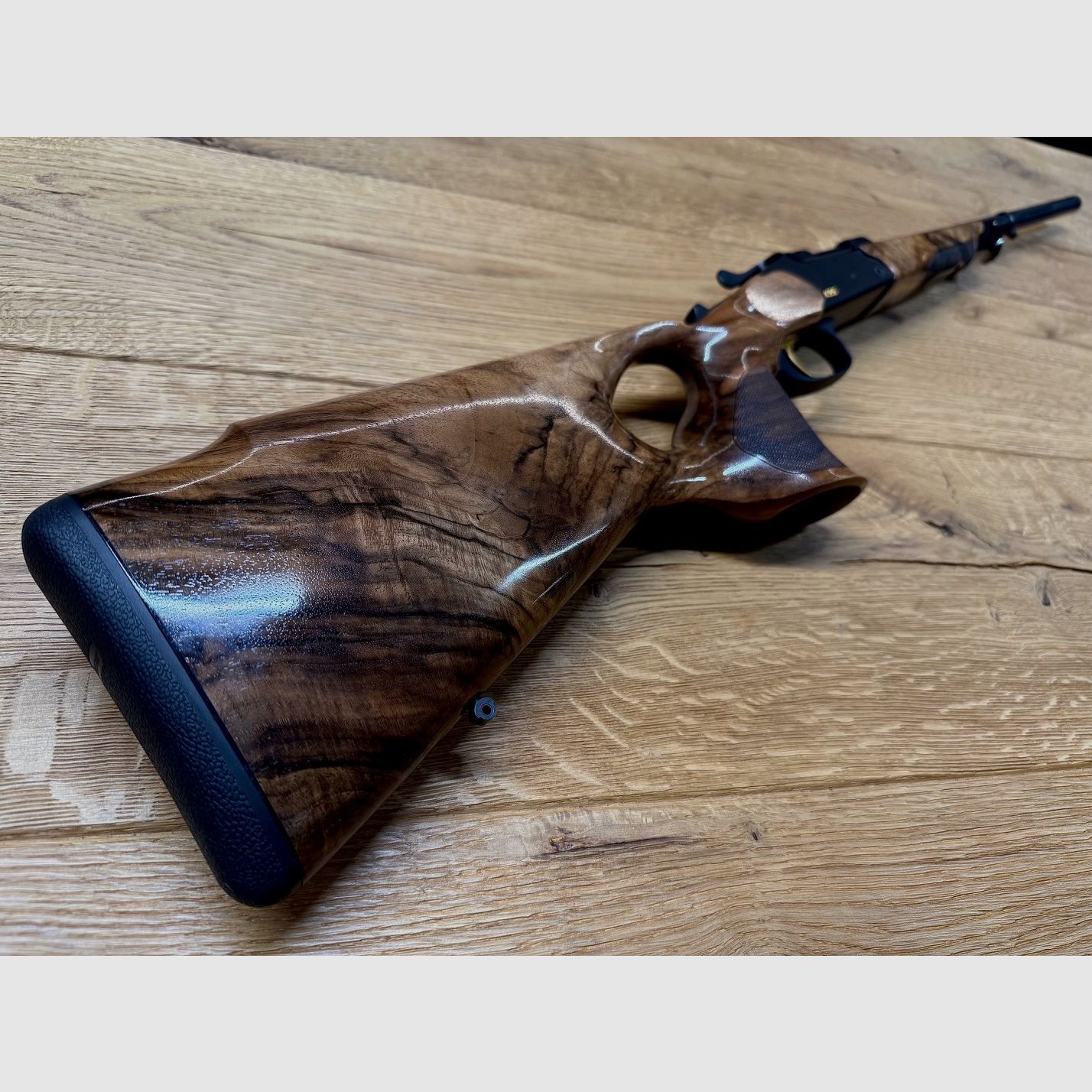 Blaser K95 Success / Klasa drewna 6 / Kal. 6,5 Creedmoor / LL 47 cm / Złote elementy / M15x1