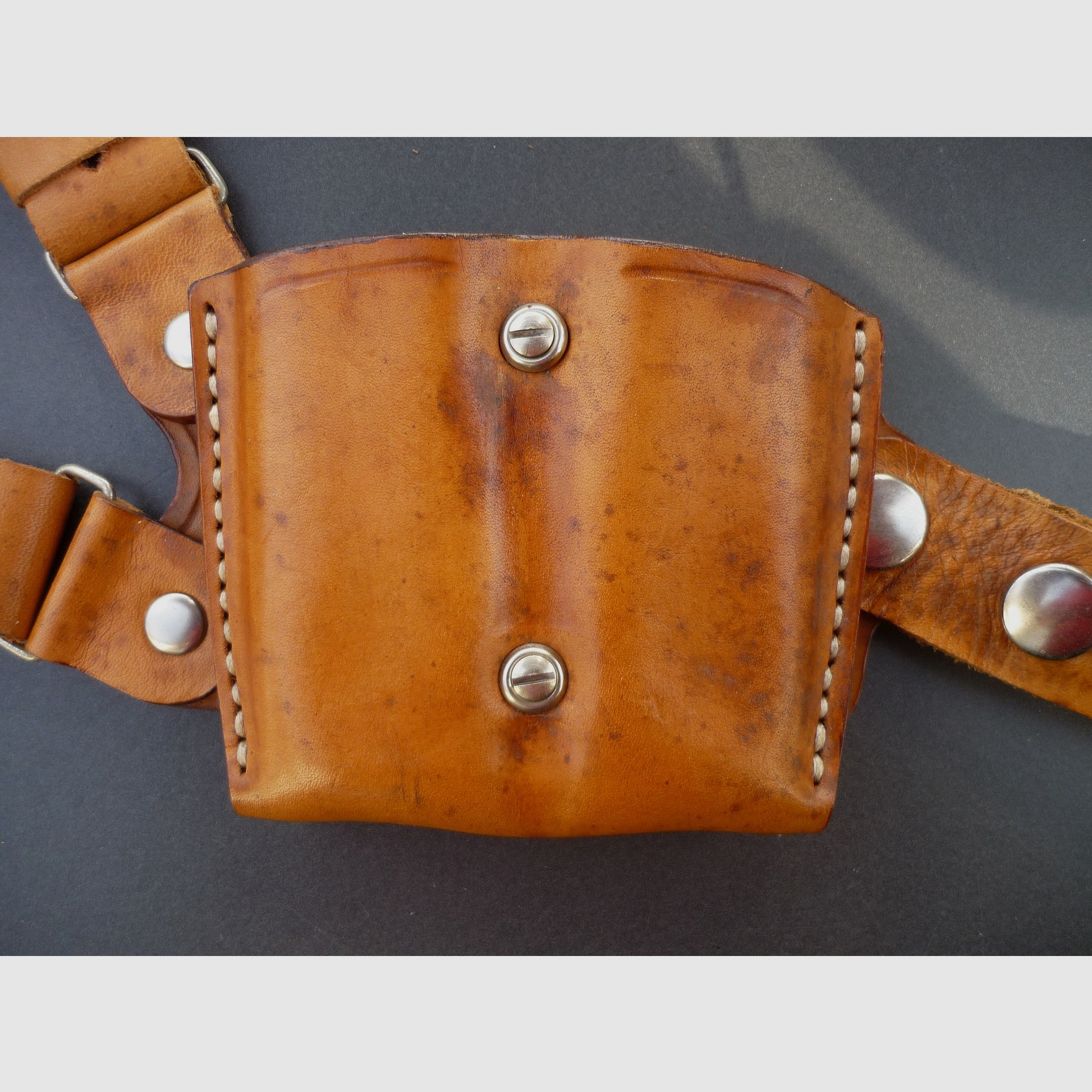 HKDesign Holster Art. Nr. 028 Schulterholster mit abknöpfbarer Mag. Tasche für SIG 226   - Rechtshänder - 2.Wahl