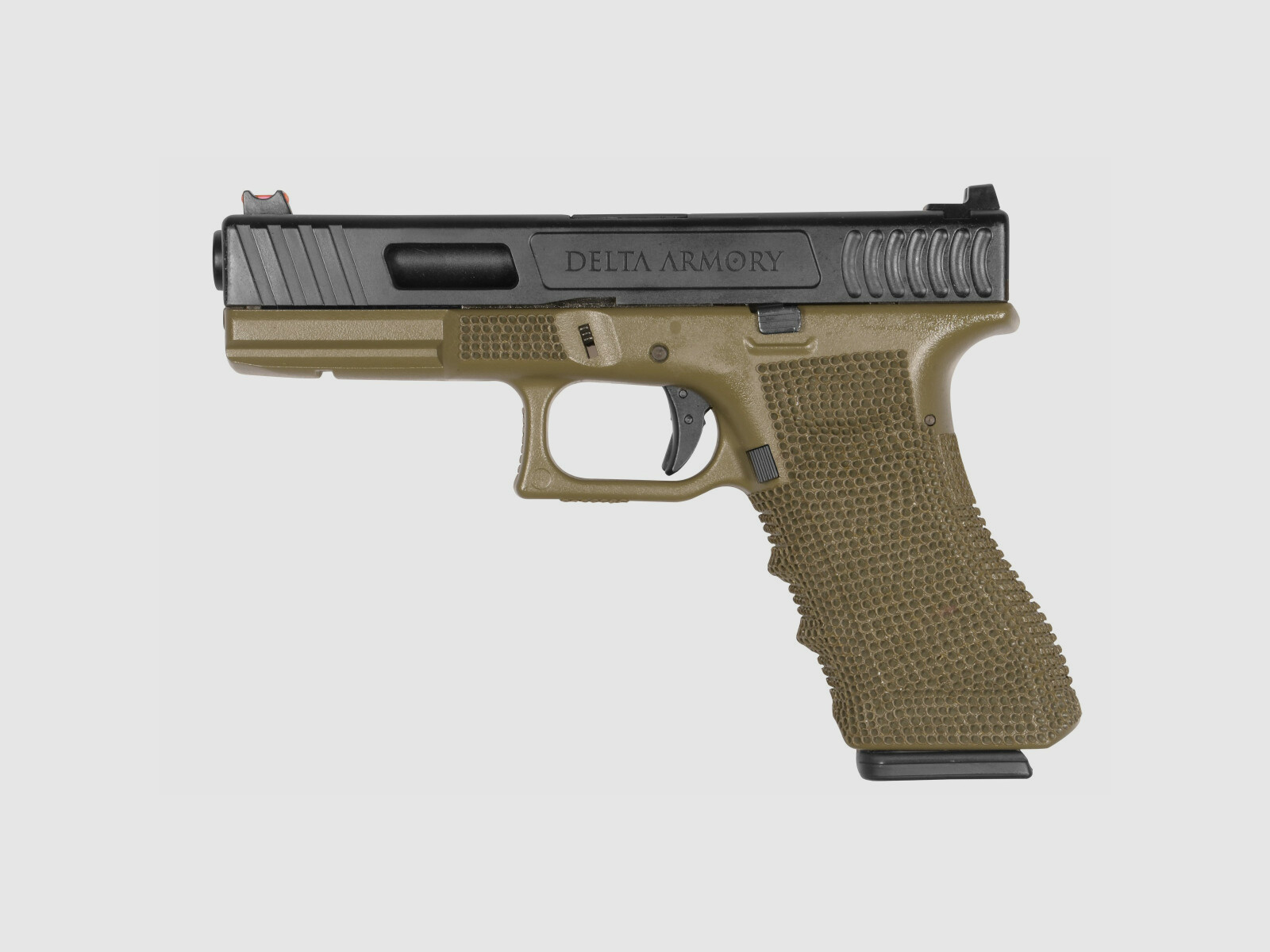 P01 GBB Airsoft Pistool met Grip Stippling in Olijf | Delta Armory