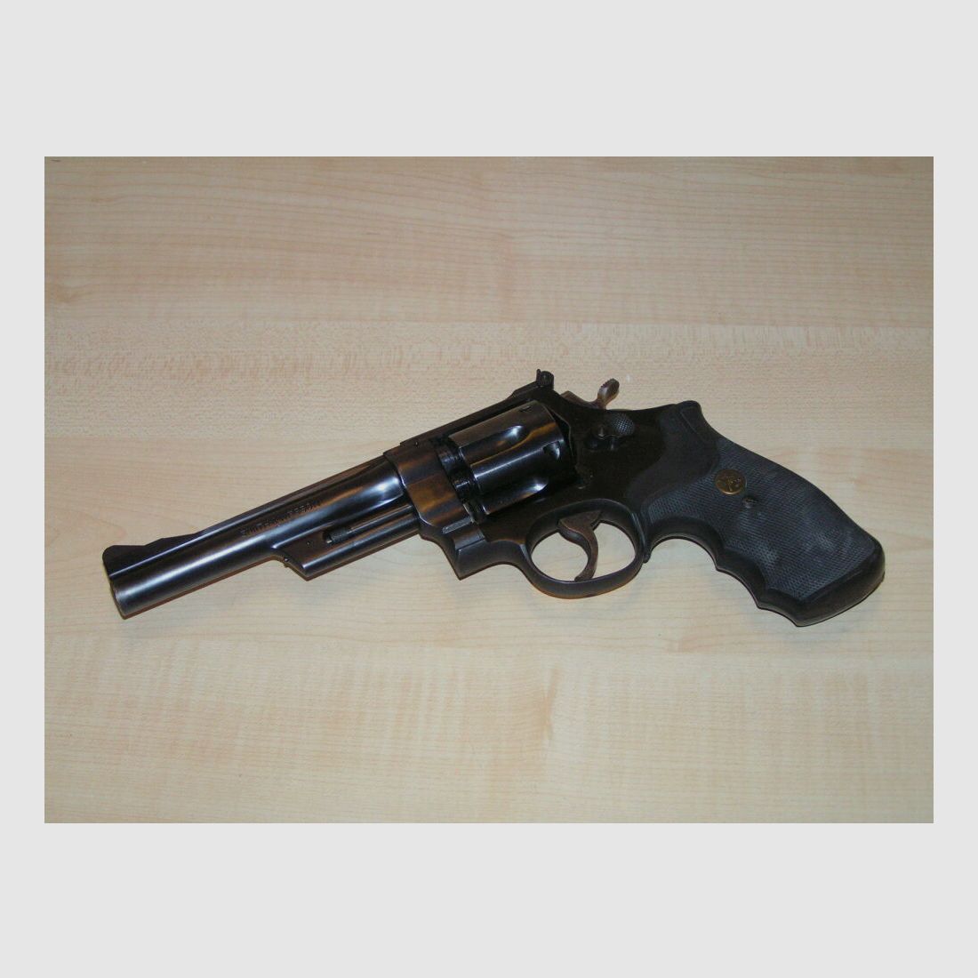 Smith & Wesson HIGHWAY PATROLMAN