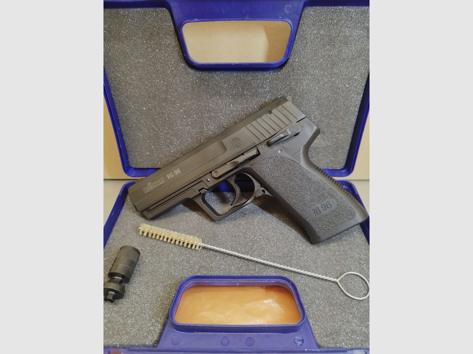Röhm RG 96 in 9mm PAK. + 50 Knallpatronen Fiocchi 9mm PAK. Top Zustand!!!, Bild 2 von 9