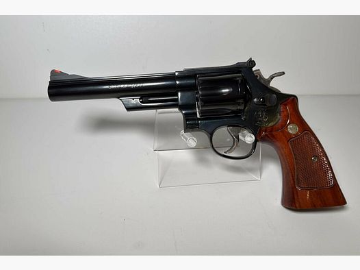 Smith & Wesson 29-5 .44RemMag