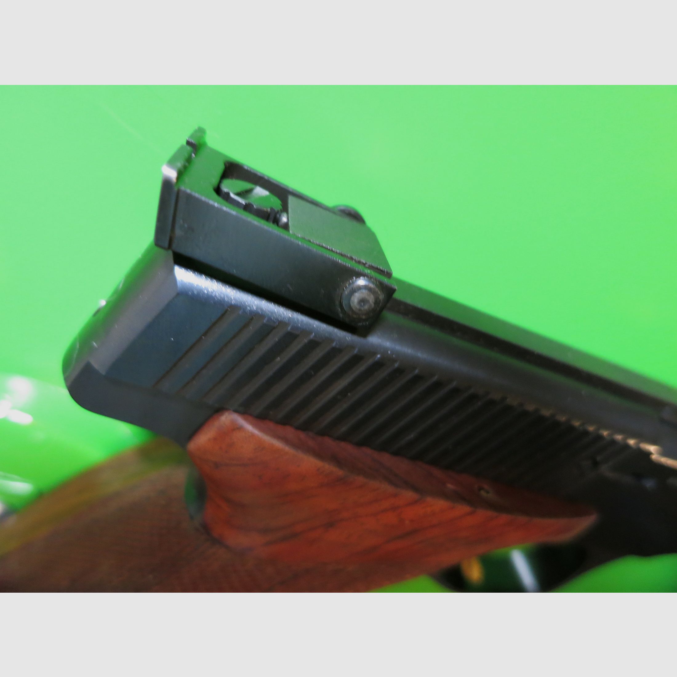 FN Herstal Browning KK pistola semiautomática 150, .22lfB pistola deportiva     #70