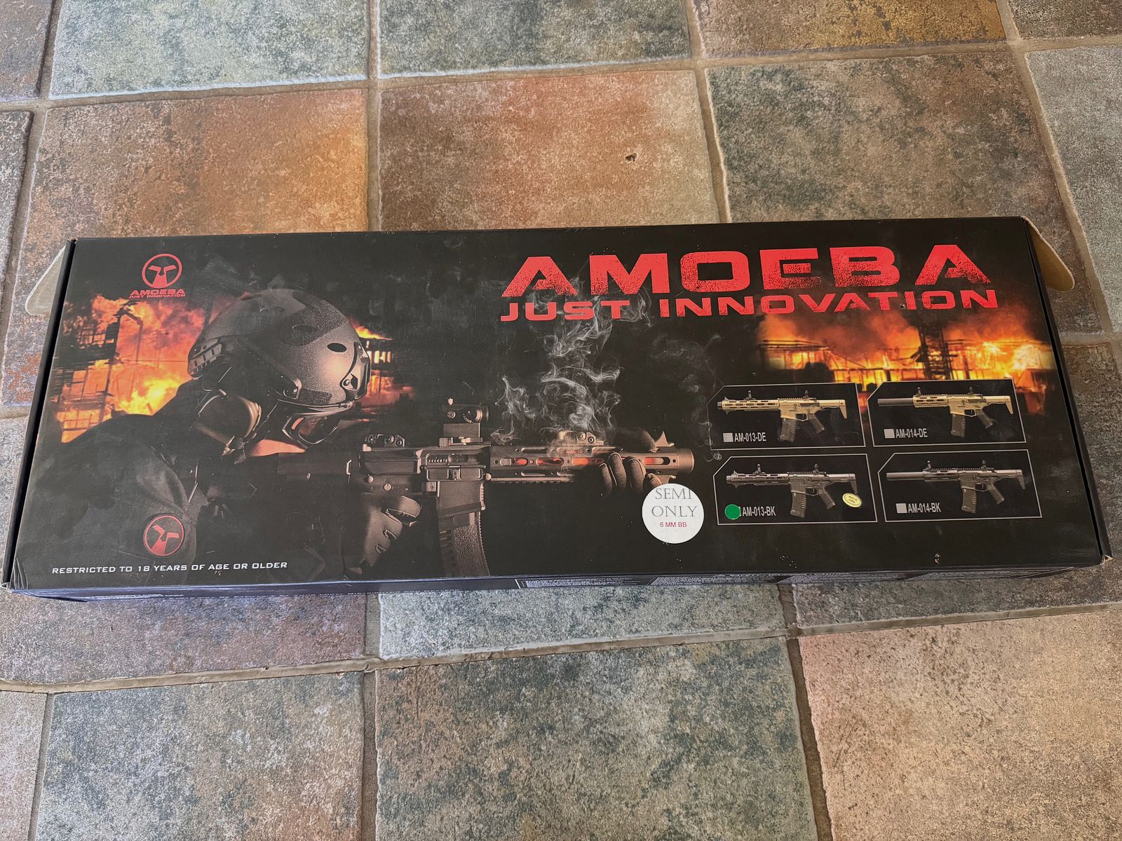 Ares Amoeba M4 AM-013 BK, Softair
