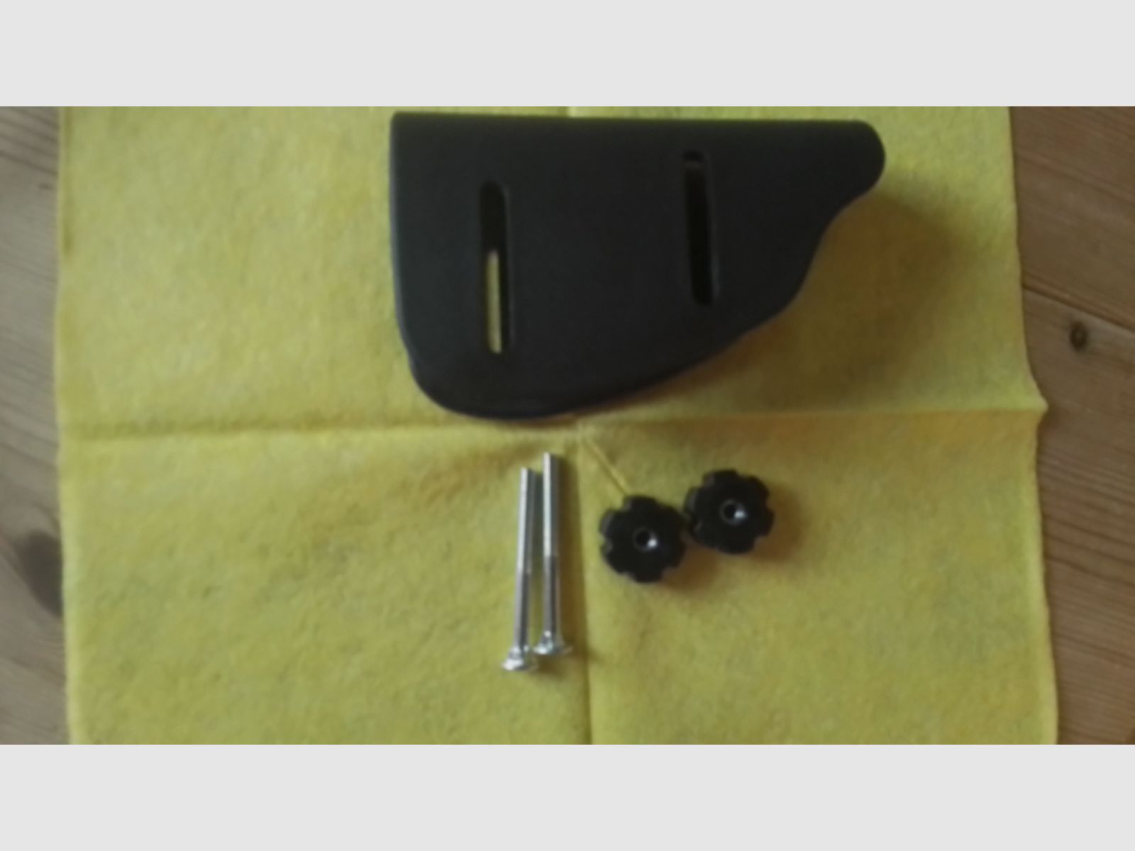 Regulowana podnóżek kolby