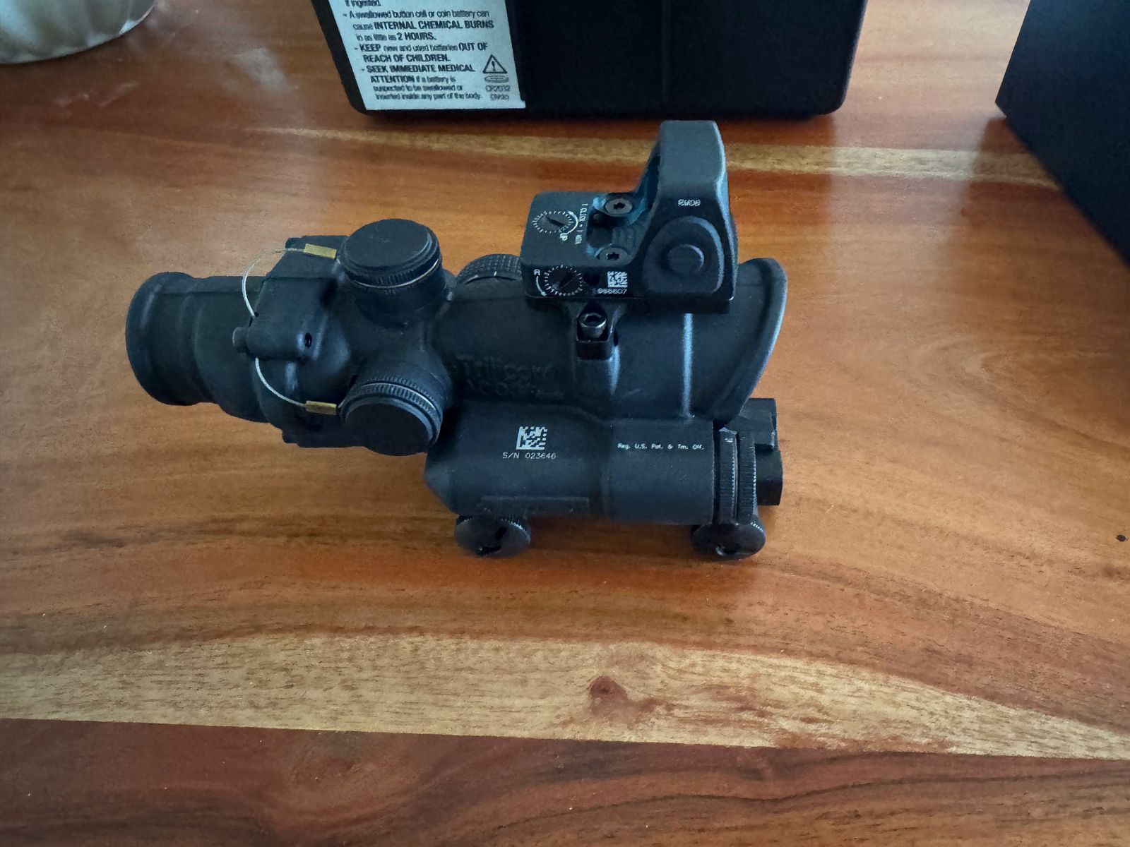 Trijicon ACOG 4x32 LED (.223 Reticle) + RMR Type 2 (3.25 MOA) – ABSOLUT NOWY I NIGDY NIE UŻYWANY w OVP