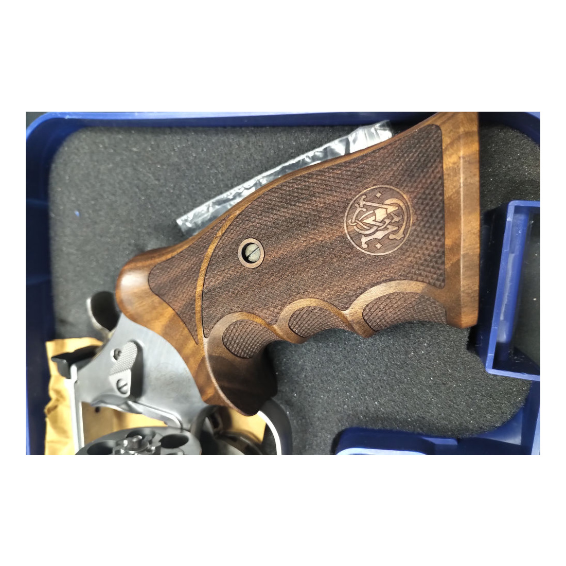 Smith & Wesson	 686 Deluxe Match Master
