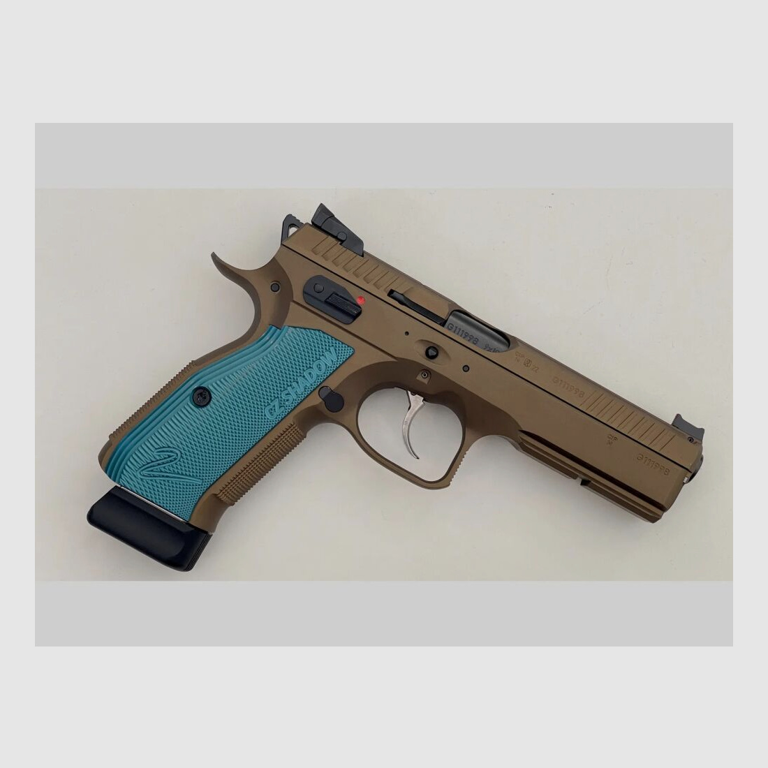 CZ Česká zbrojovka a.s. CZ SHADOW 2 in Burnt Bronze NIEUW 9mmLuger