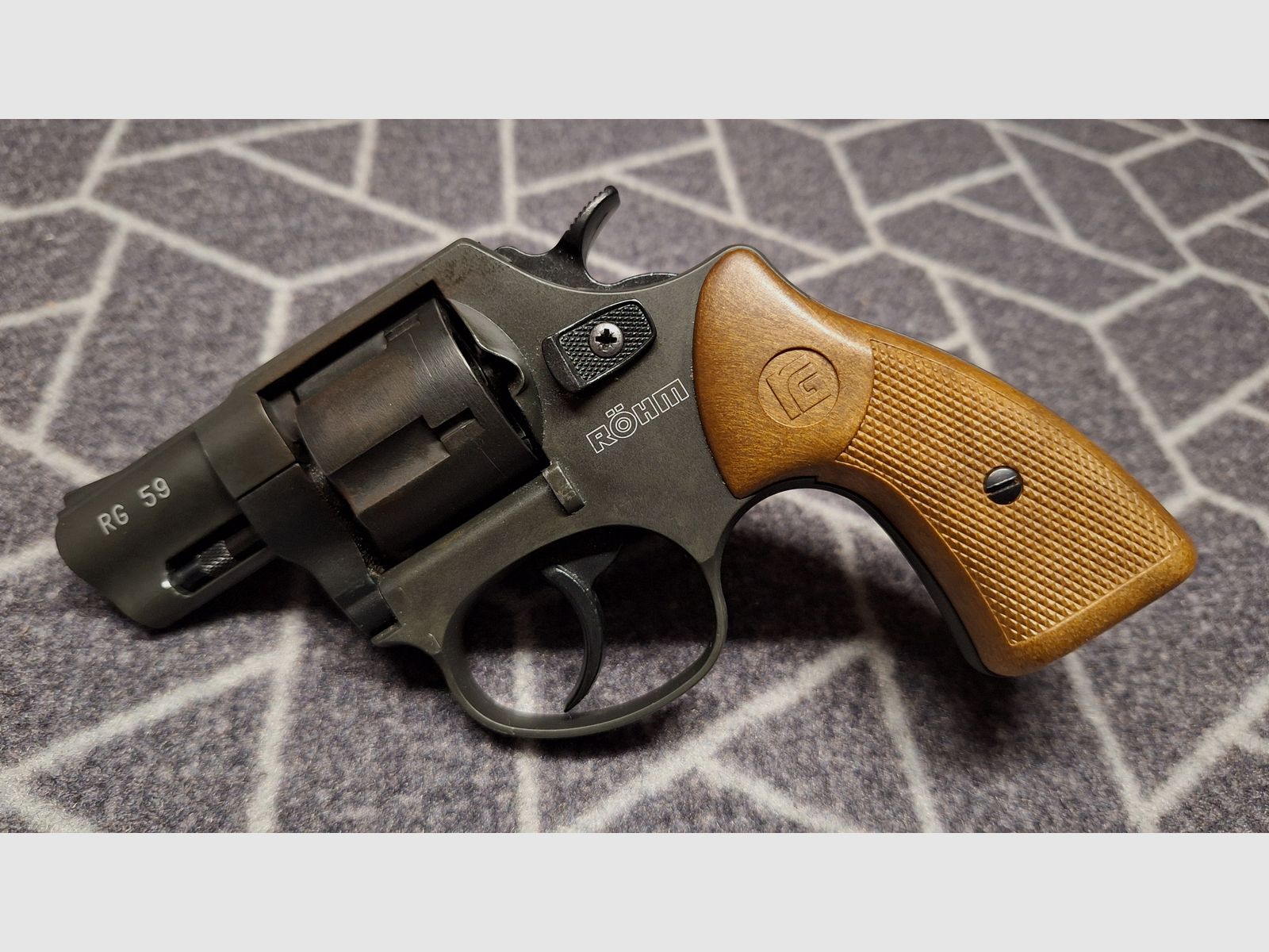 Röhm RG 59 Il piccolo revolver a salve brunito 9mm R.K. COME NUOVO!