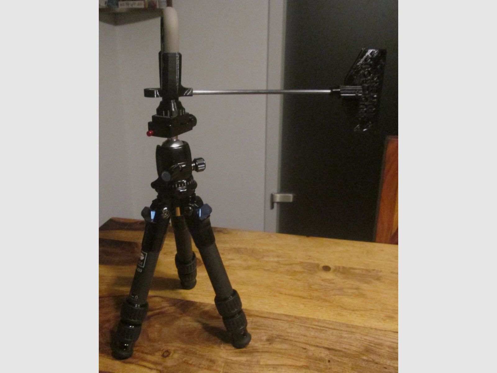 Wiatromierz Weatherflow / Sirui AM-223 węglowy statyw Chairgun Elite