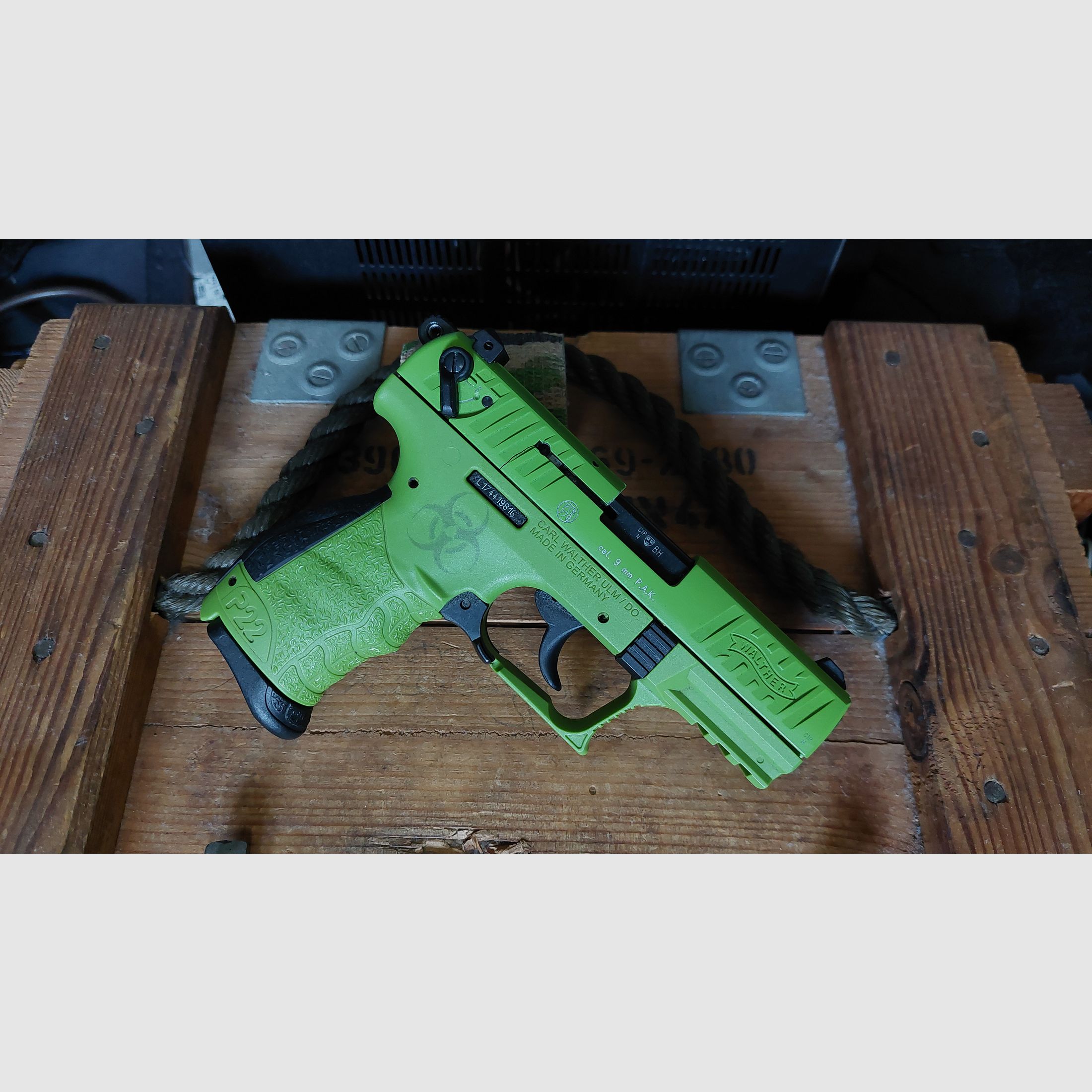 SONDERMODELL Walther P22Q "ZOMBSTER" (PTB 778) P 22 Q P22 defecte bolt, afbeelding 2 van 2