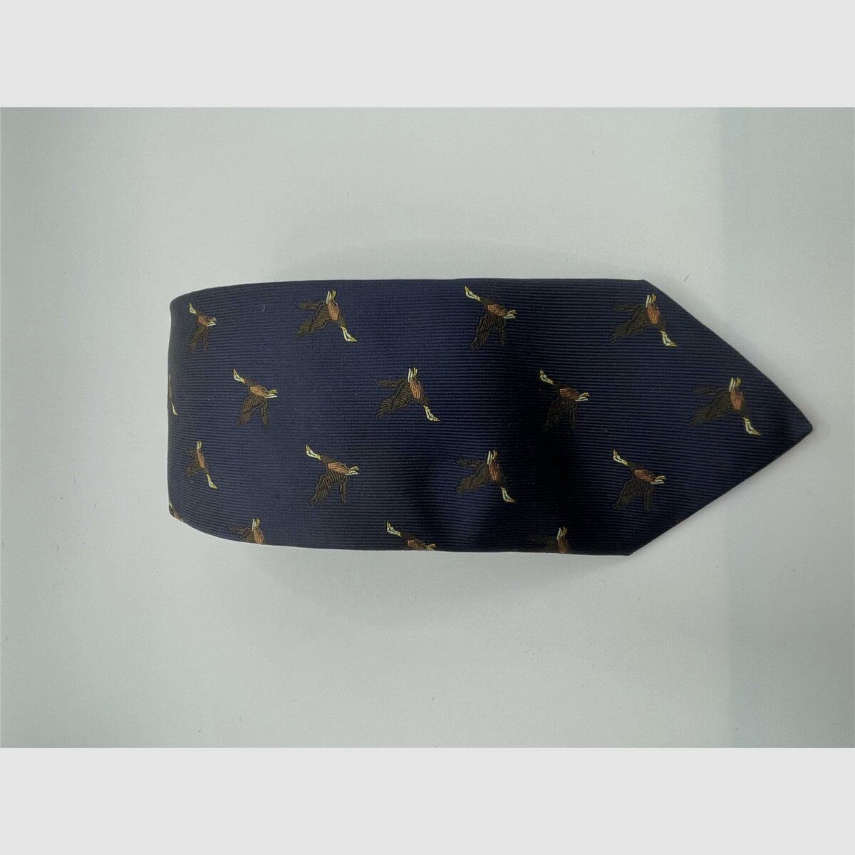 Robert Keyte Krawat 100% jedwab niebieski motyw kaczka