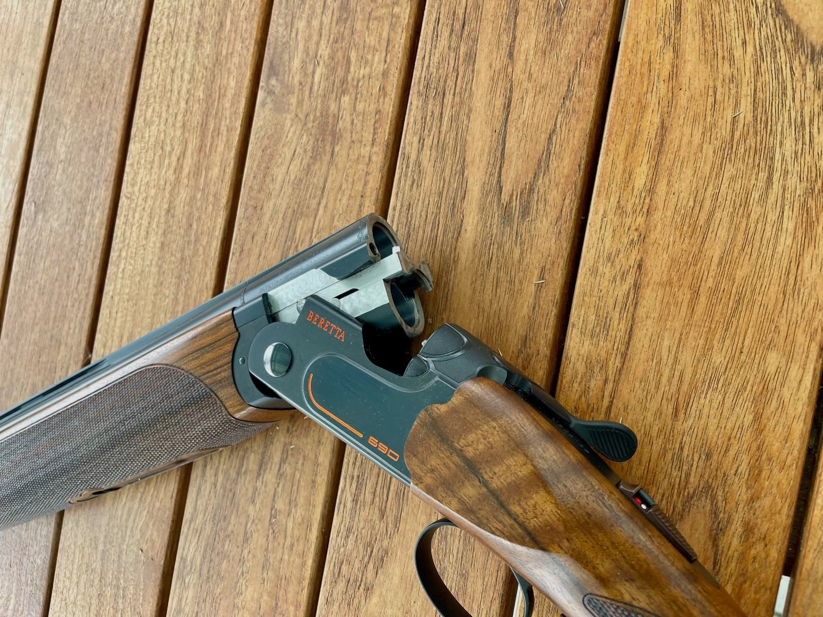 Beretta BDF 690 Competition Black Trap AS 12/70 LL:76cm Bockdoppelflinte Flinte