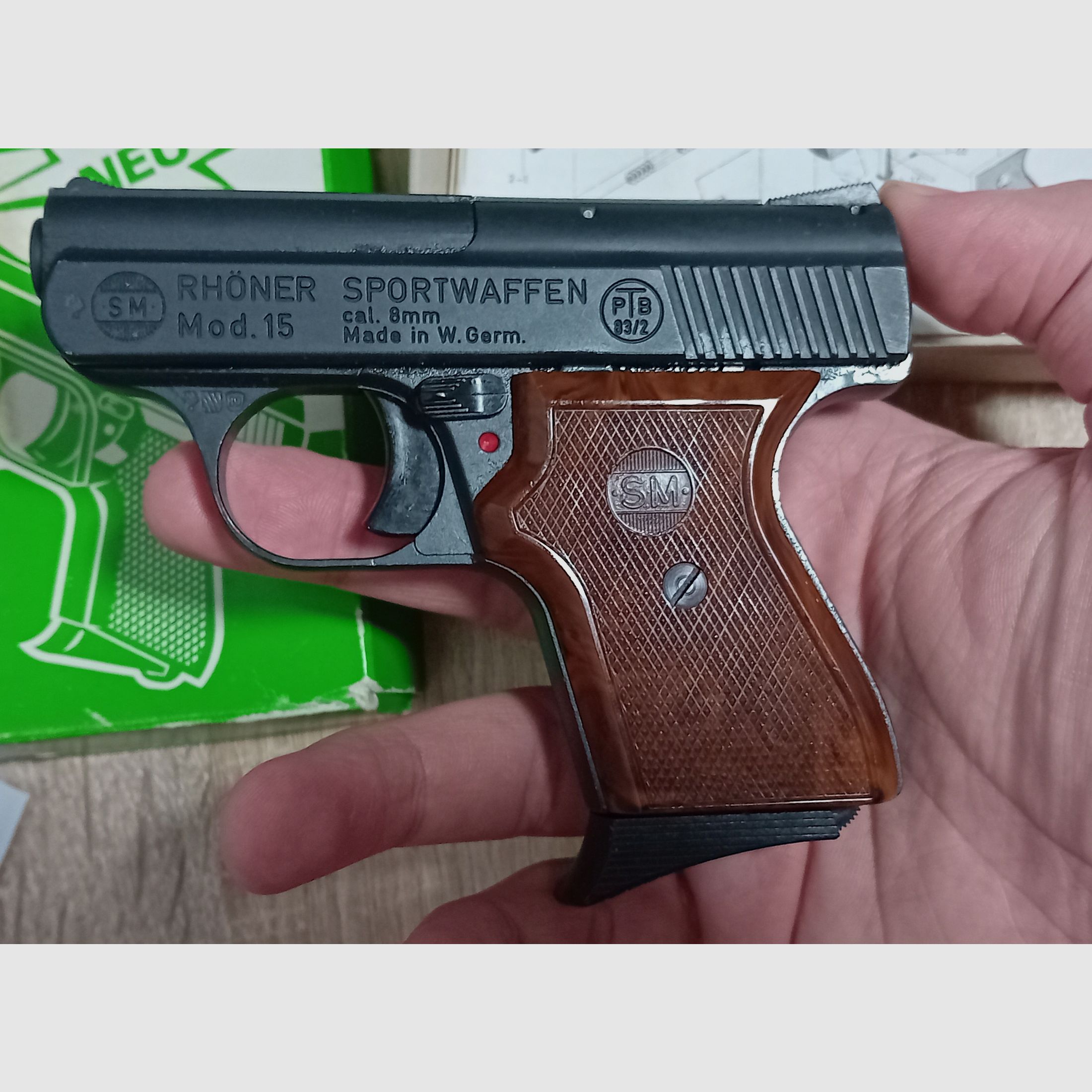 Alte Rhöner SM 15 Kal. 8 mm Knall im PTB 83/2 mit Verpackung!