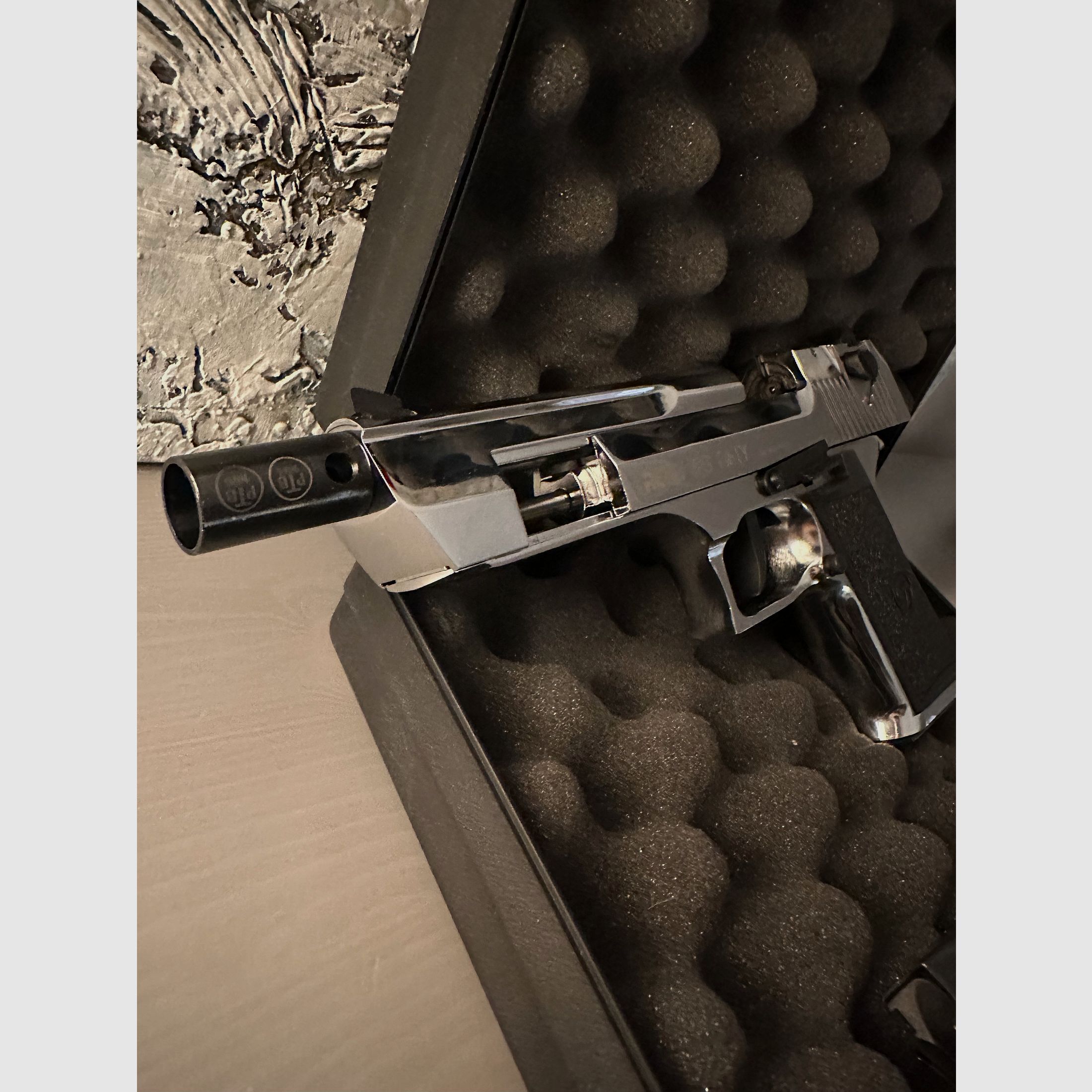 Retay Big Fifty Chrom NEW + spare magazine