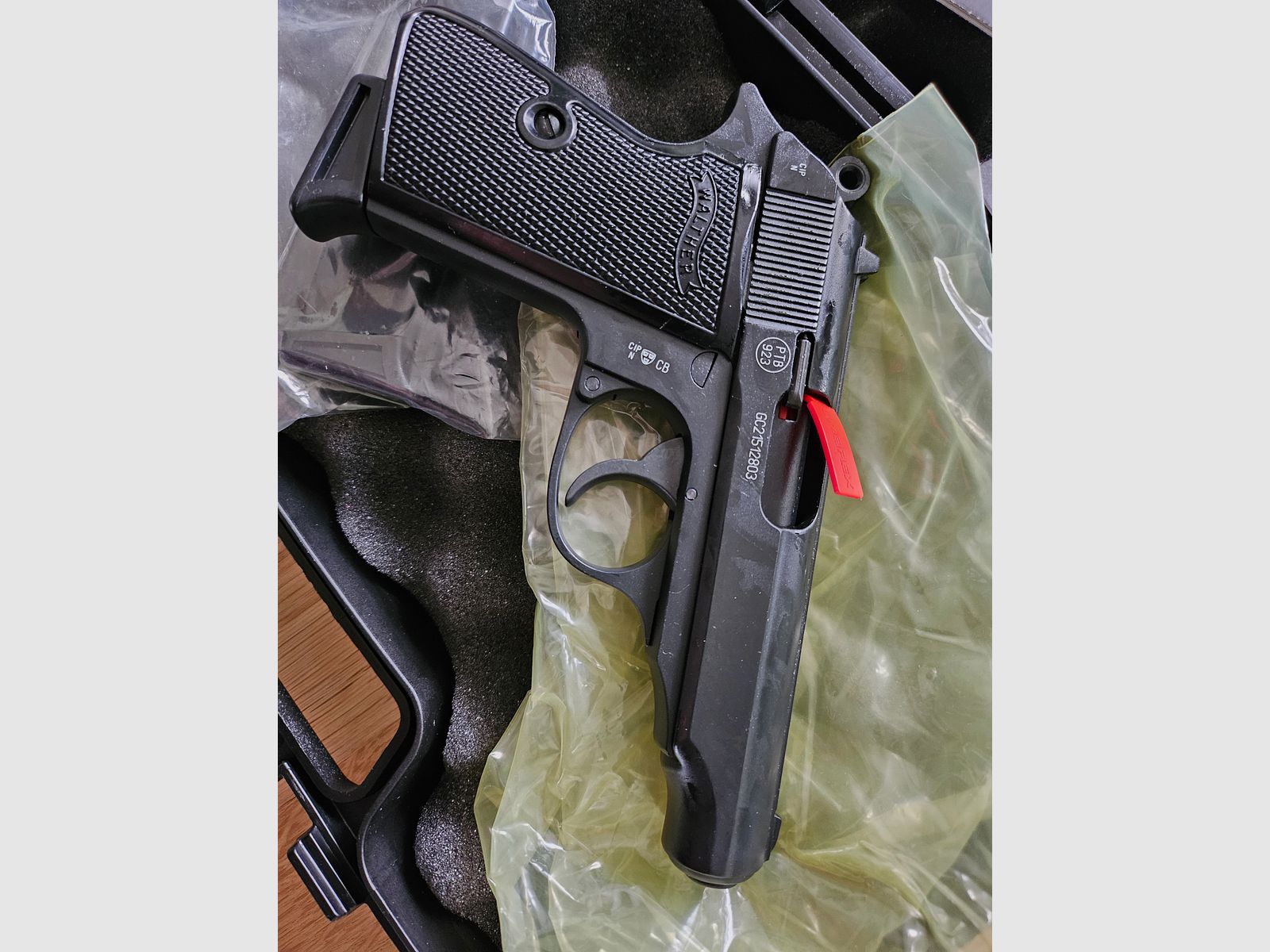 Walther PP 9 mm P.A.K. (PTB 923) - inkl. Zusatz-Magazin + Zubehör - NEU & unbenutzt