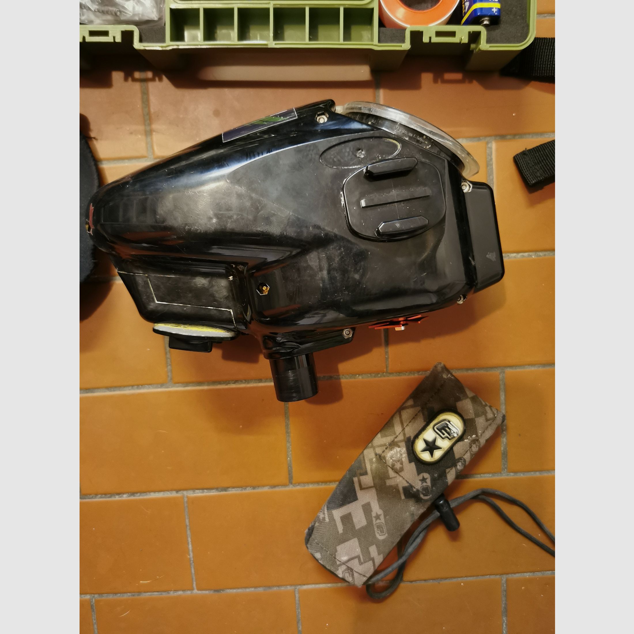 Paintball Ausrüstung Komplett *Planet Eclipse ETHA & Invert Halo B + Pods, Freak-Laufset, Metallkiste, Kleidung uvm*