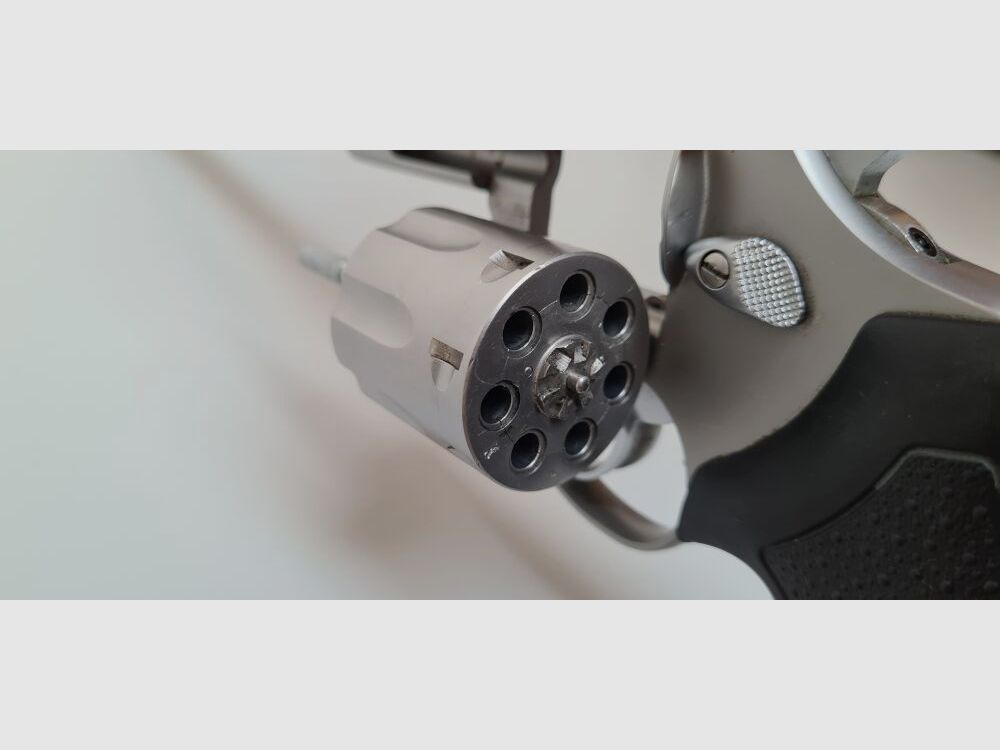 Taurus 980