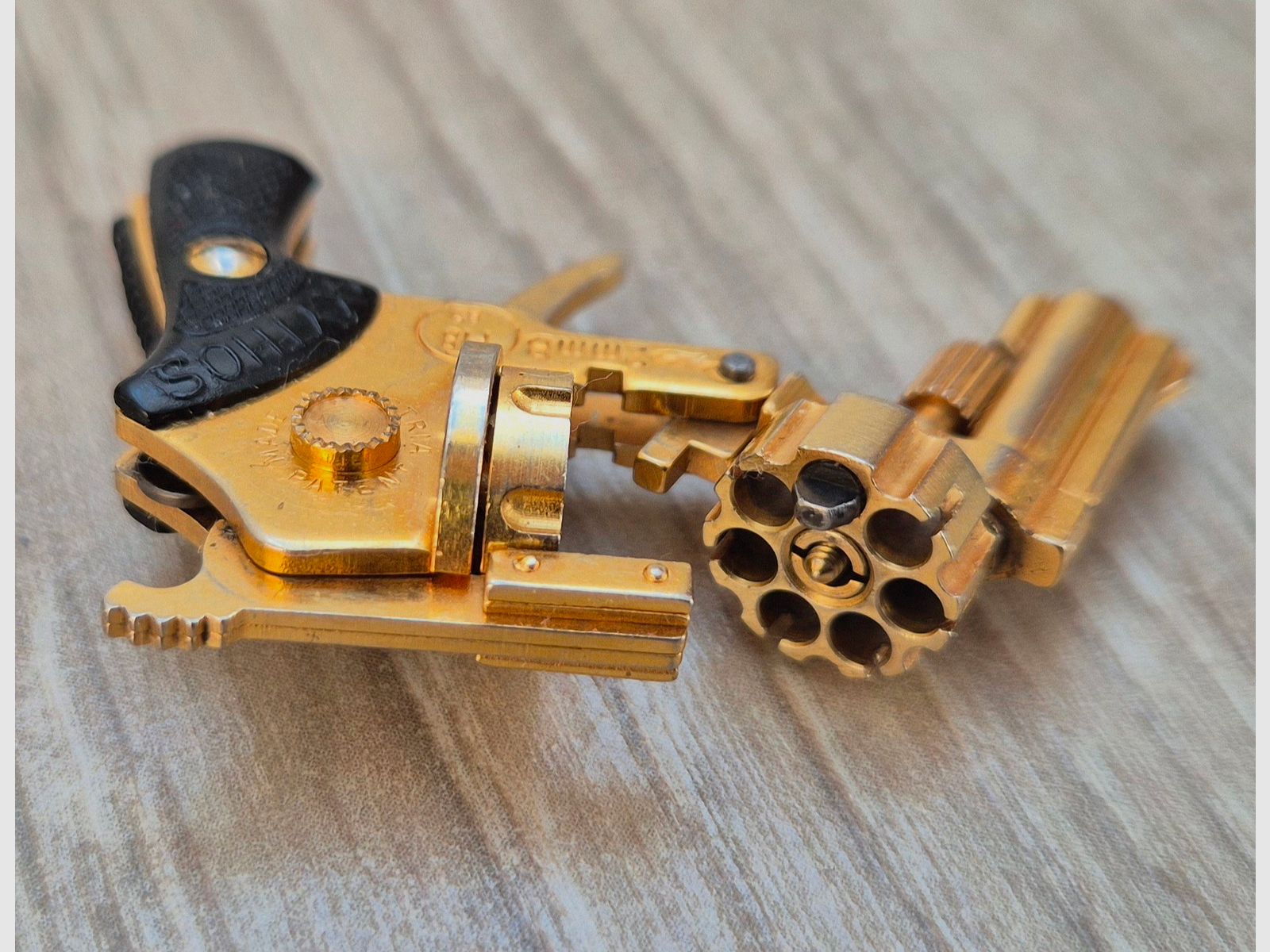 Xythos automatic revolver, 2mm, gold, PTB 82!