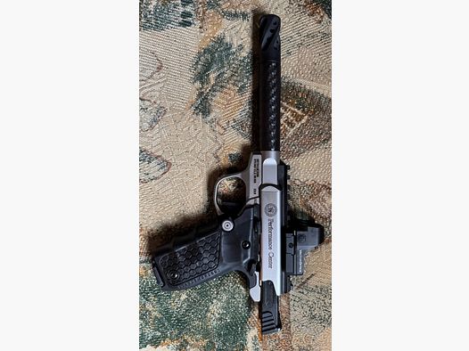 Smith & Wesson PERFORMANCE CENTER SW22 VICTORY TARGET MODEL 6