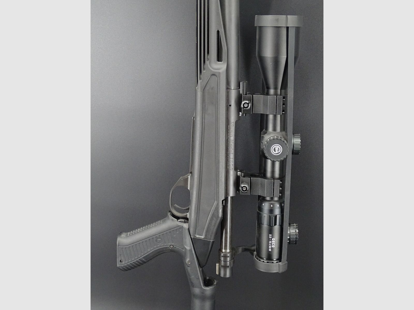 Howa 1500 kaliber .223 Rem Geco 2.5-15x56 iluminowany celownik 60 parallax 1500 rok produkcji 2017