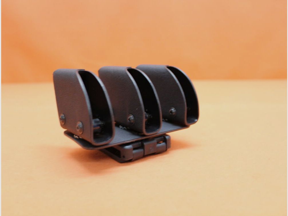 Höppner & Schumann Höppner&Schumann 3-fold magazine holder Speedmag 5 AP ML Multilock (J-4004) Kydex black Single Stack