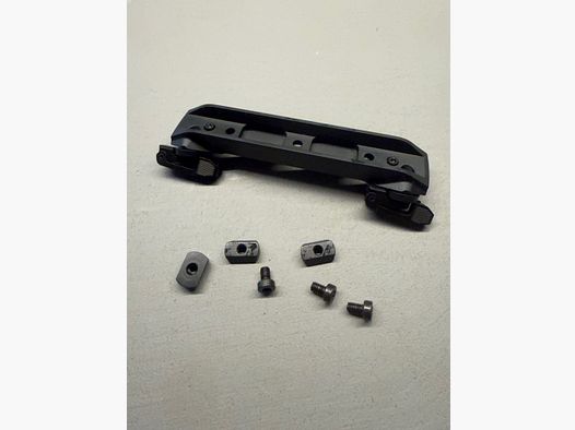 Sauer Universal Montage (SUM) 404 - 303 riel Swarovski