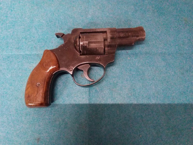 Biete einen Revolver Modell RG79.röhm.kaliber 9mm./380