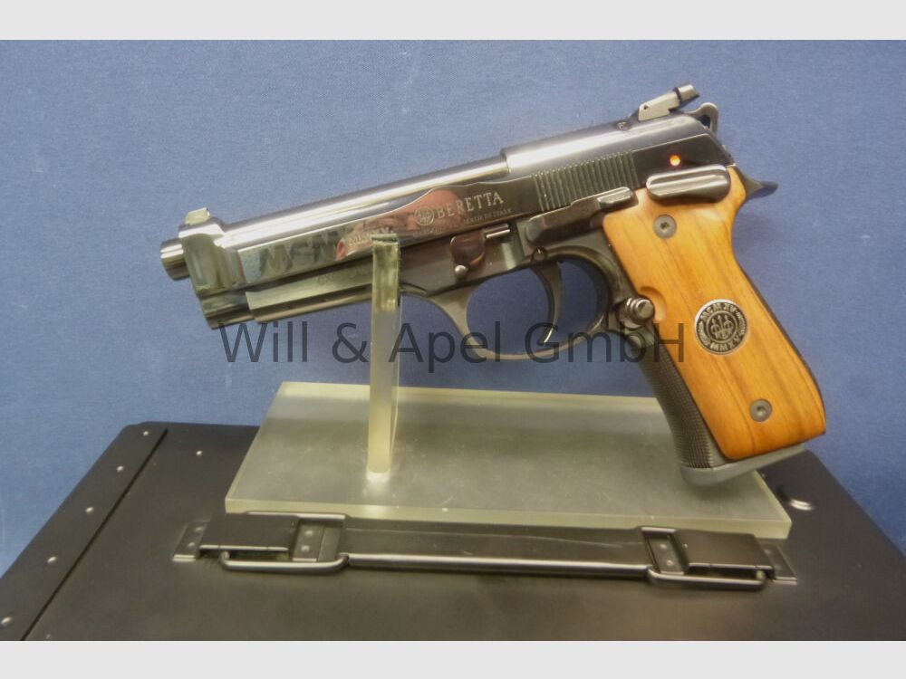 BERETTA 92 Centenario 1915-2015