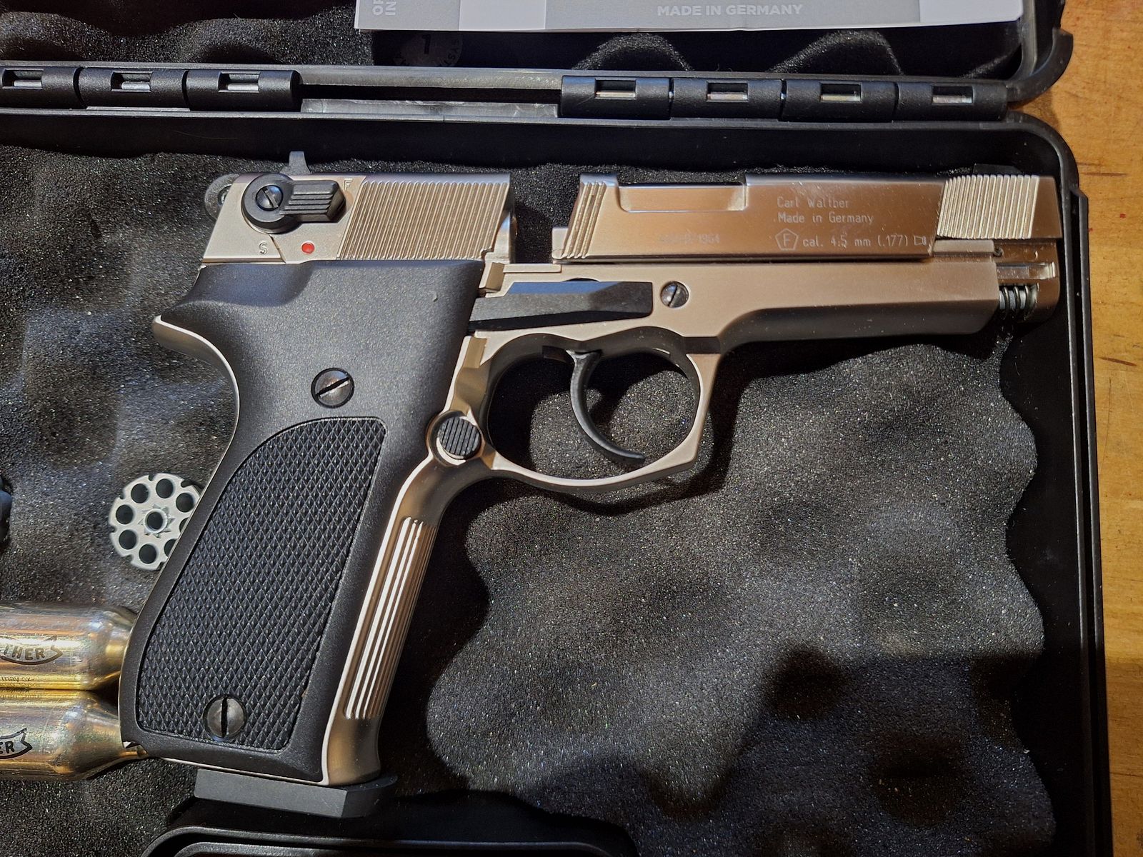 Walther CP88 Nickel (4,5 mm Diabolo) – condizioni top nella valigetta originale + accessori