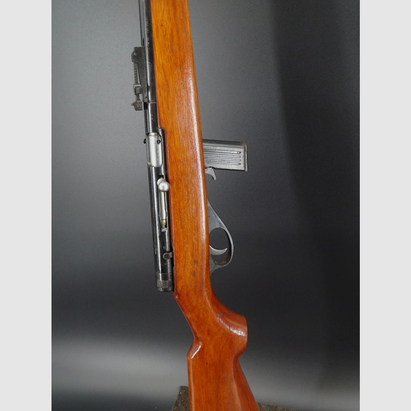Umarex JW 10 Norinco semi-automatisch geweer kaliber .22lr met schroefdraad 1/2x20 UNF JW 10