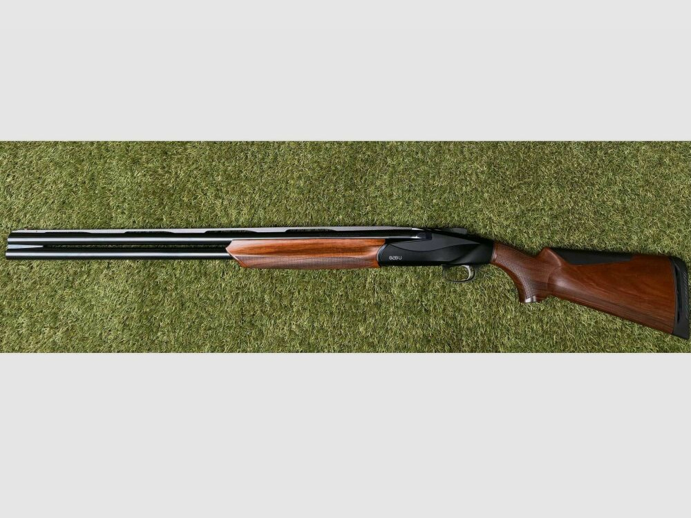 Benelli U828 black 12/76 im Koffer 12/76