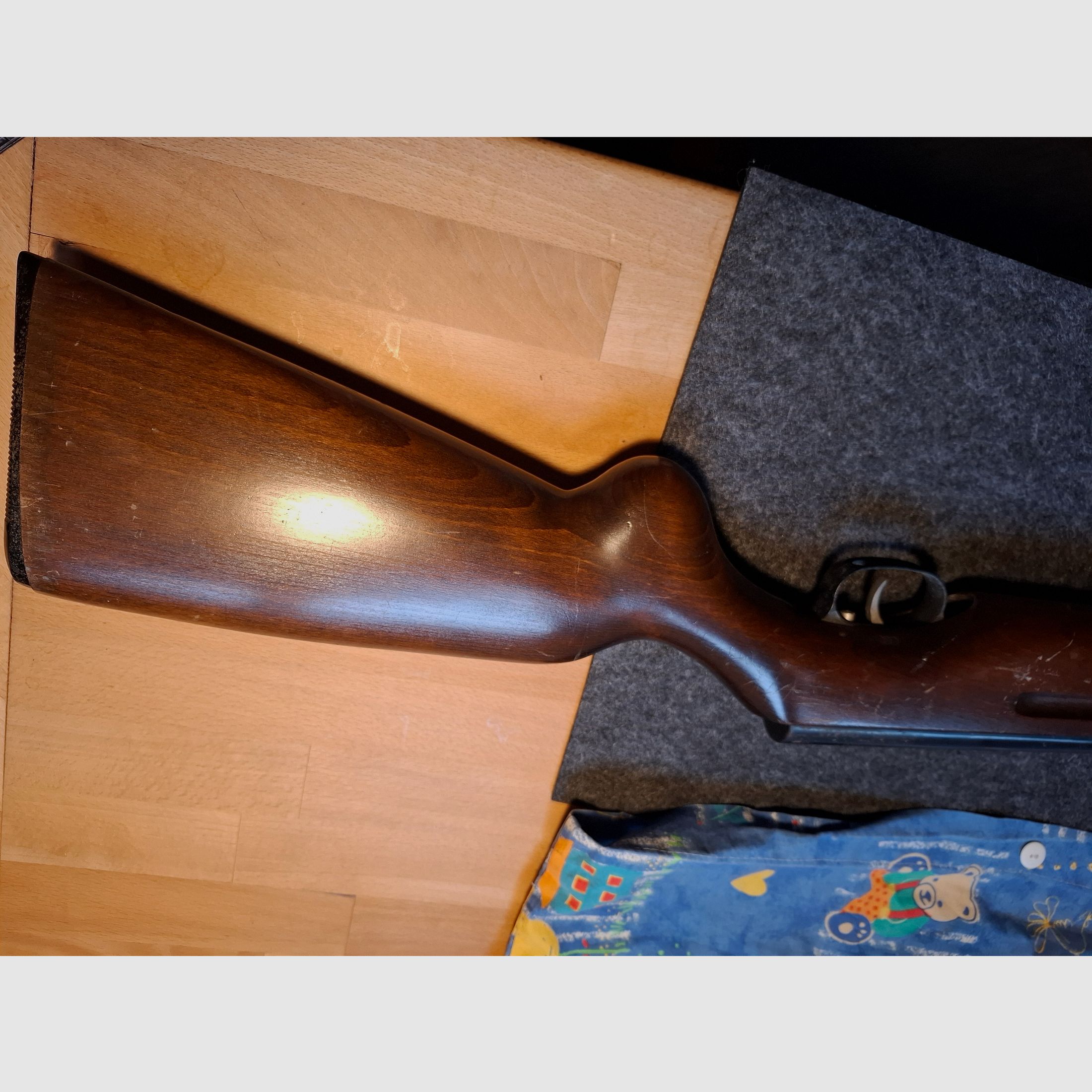 Weihrauch Luftgewehr HW 35 ohne Zielfernrohr und ohne Schalldämpfer