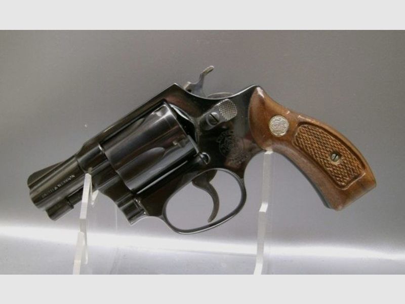 Smith & Wesson 36