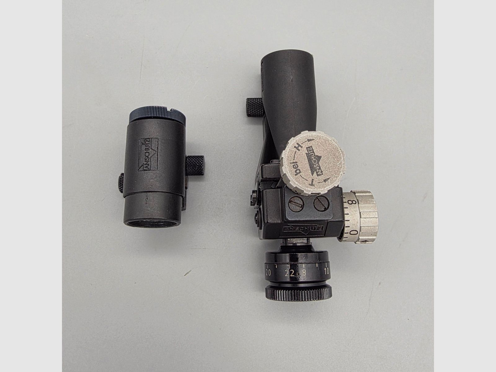 Anschütz Diopter und Korntunnel  6832 mit Stufenlos verstellbarer Irisblende 6805