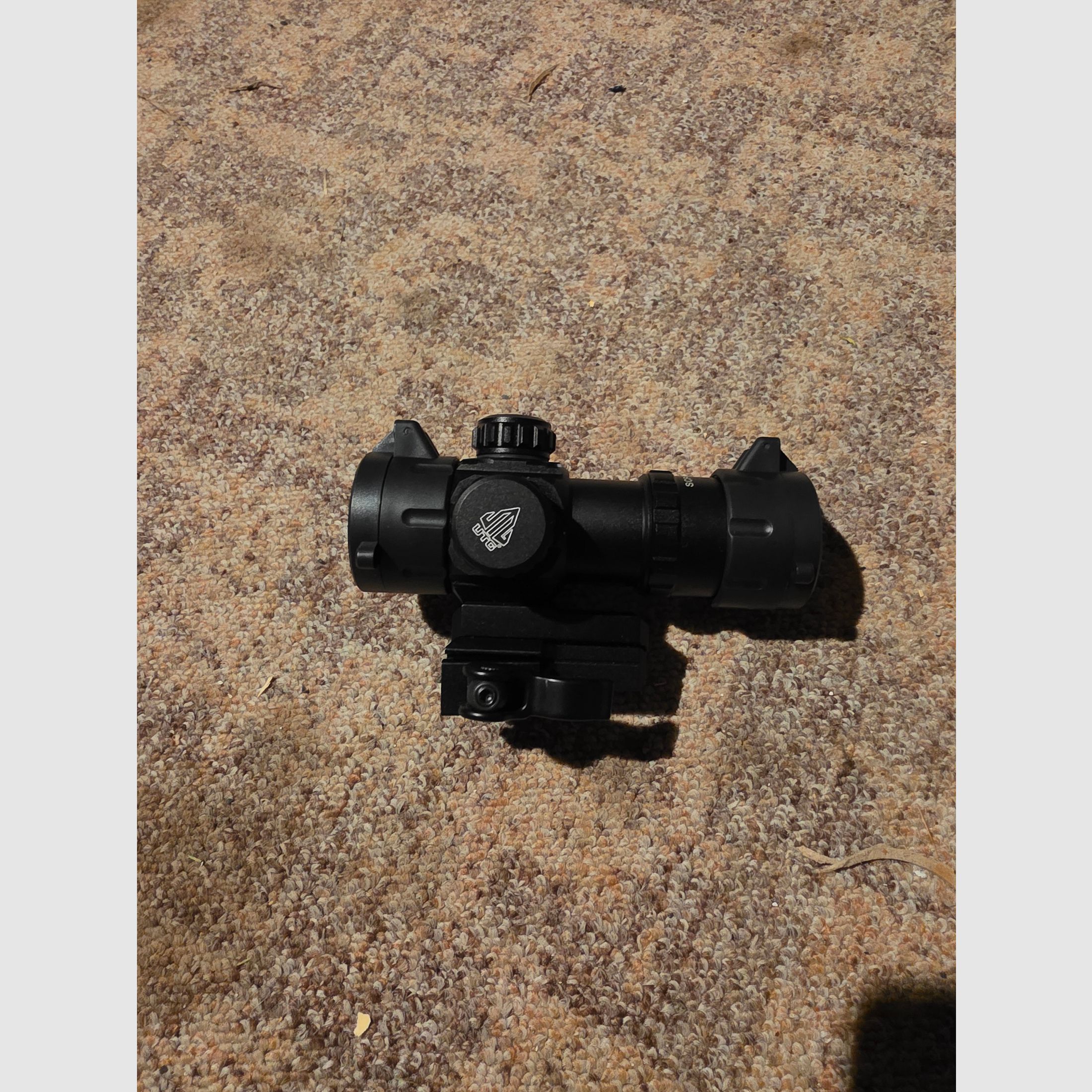 UTG Red Dot Sight SCP-DS3039W