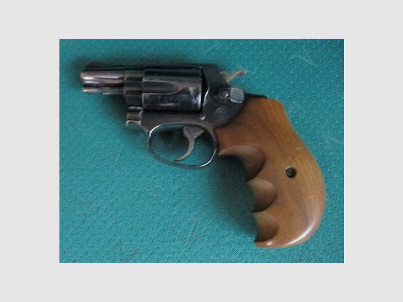 Revolver Smith & Wesson Chief Special Mod. 36 36